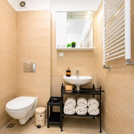 Elite Apartment *